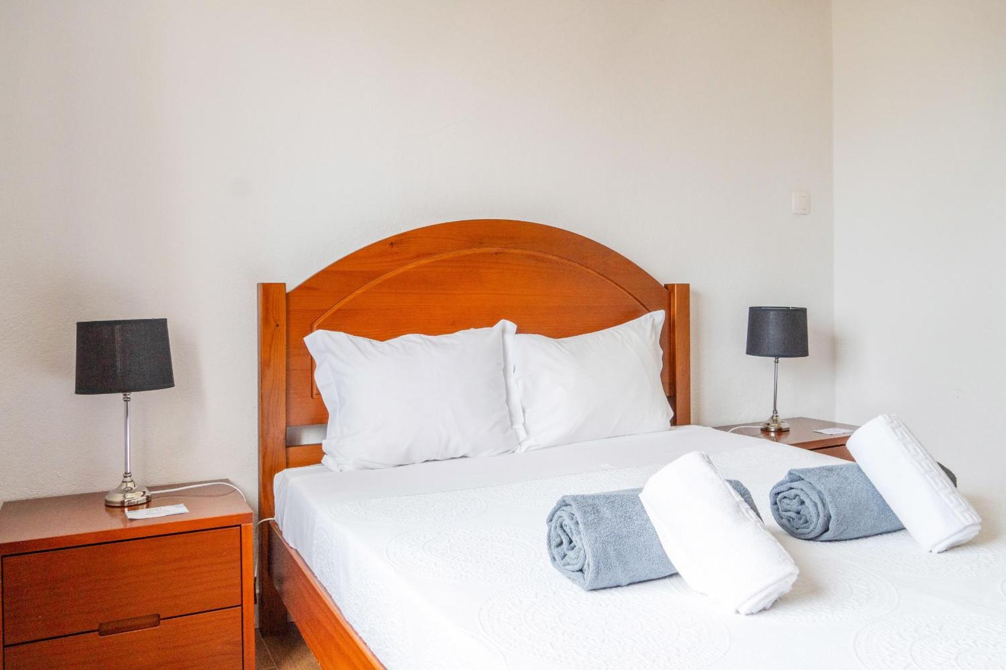 Apartamento Mae De Deus ปอนตาเดลกาดา ภายนอก รูปภาพ