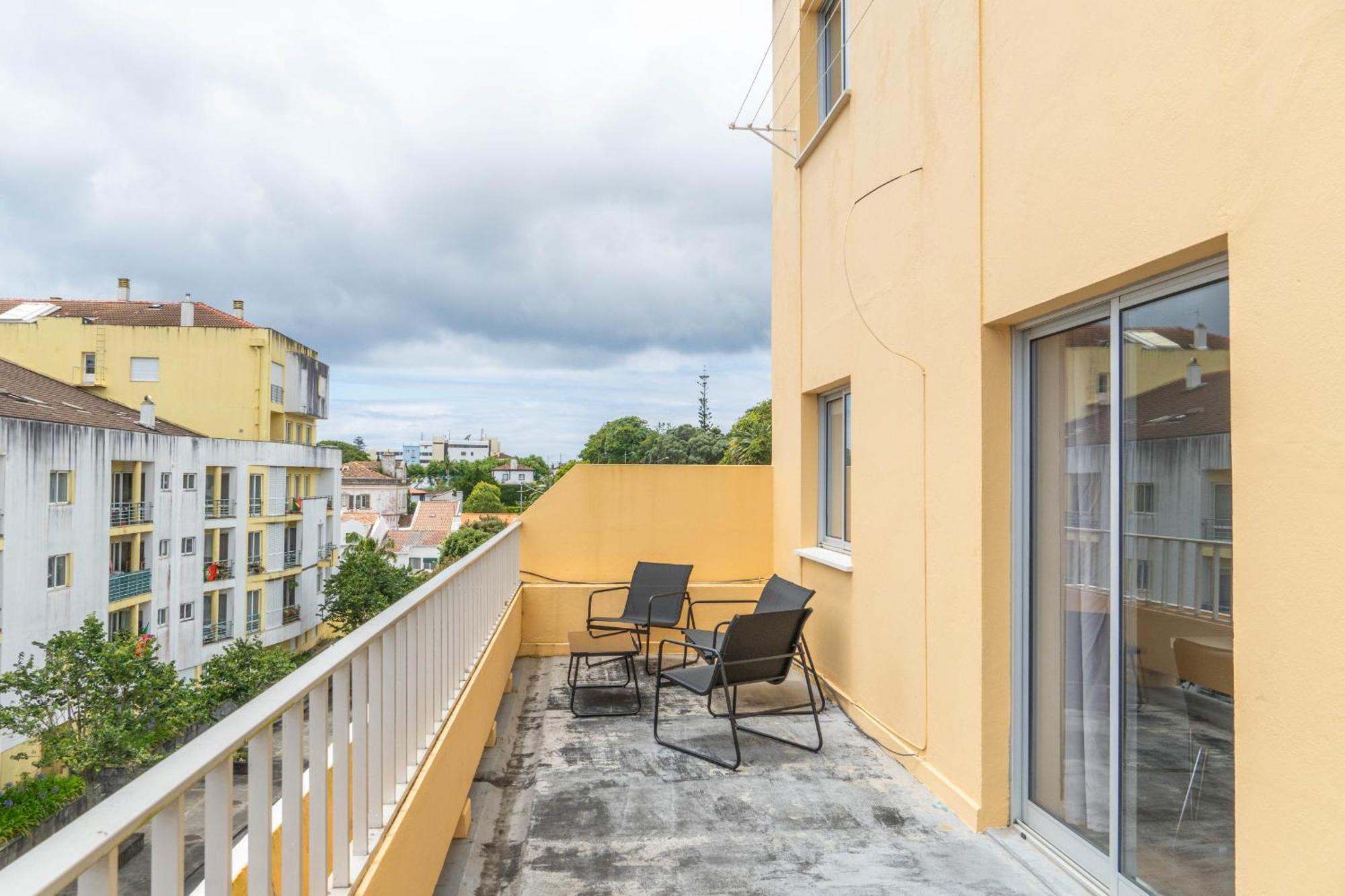 Apartamento Mae De Deus ปอนตาเดลกาดา ภายนอก รูปภาพ
